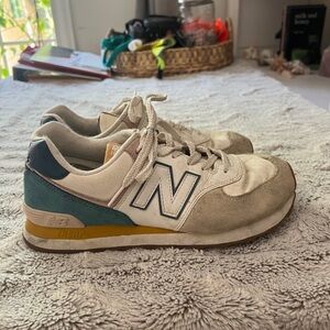 Worn in new balance sneakers, size 9.5